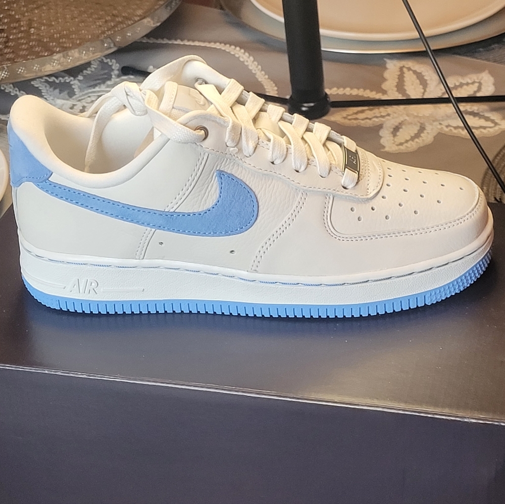 Womens AF1 LXX
